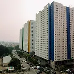 Comfort Stay 2Br At Green Pramuka City Apartment By Travelio